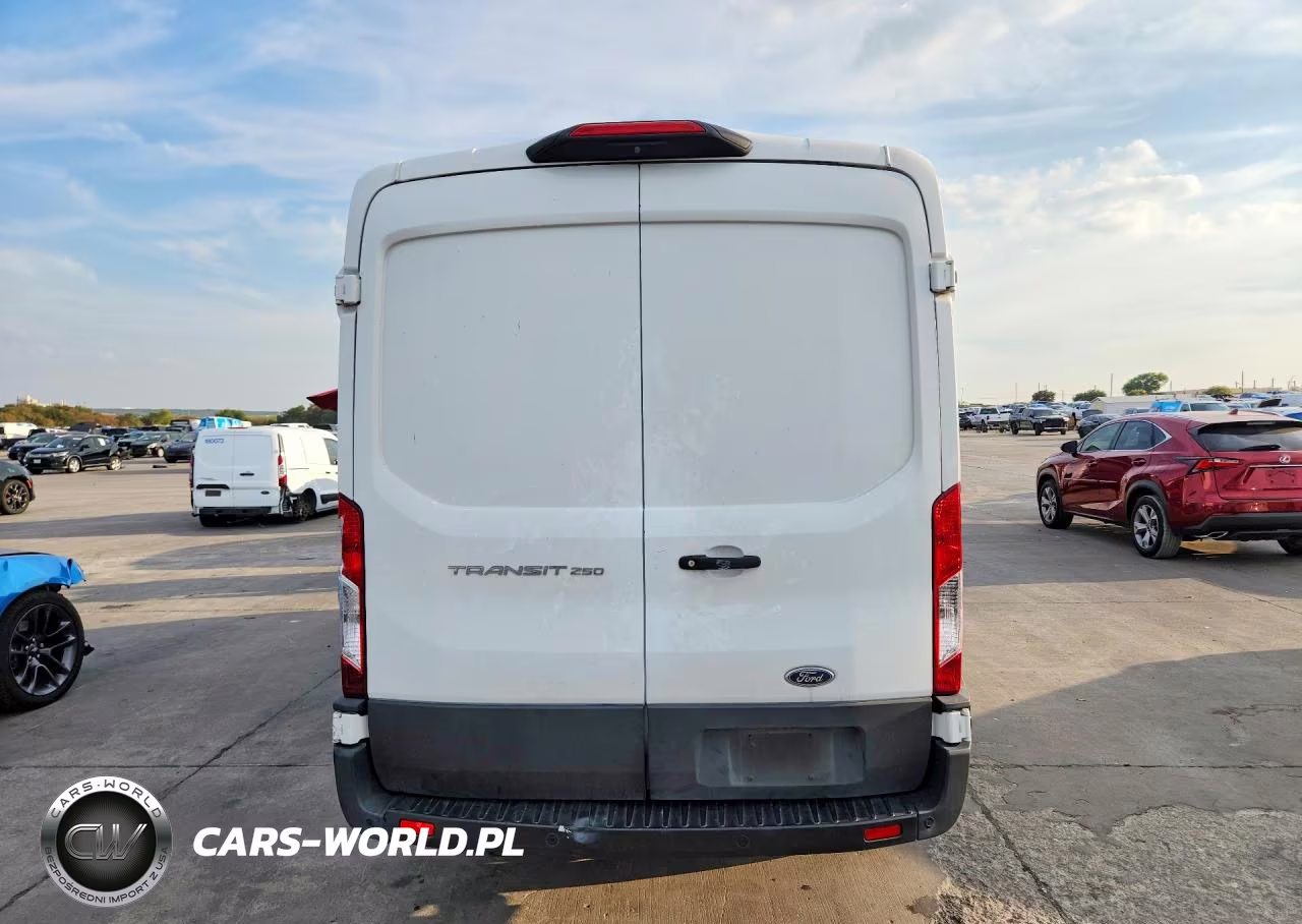 2021 Ford Transit T-250 VIN:1FTBR1C82MKA13932 - 6