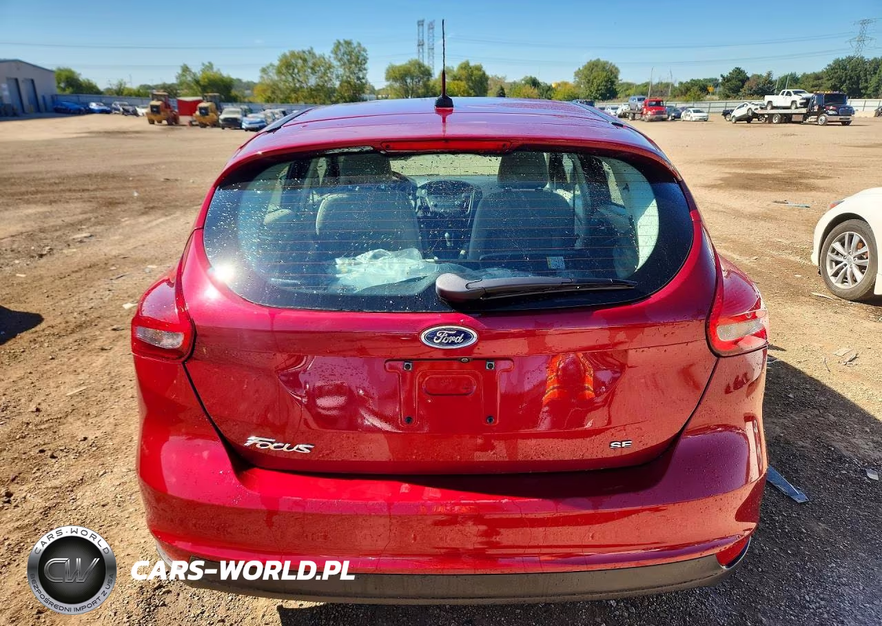 2017 Ford Focus Se VIN:1FADP3K2XHL232375 - 6
