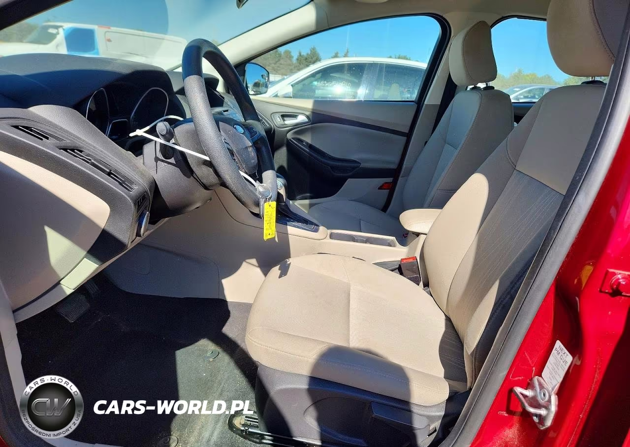 2017 Ford Focus Se VIN:1FADP3K2XHL232375 - 7