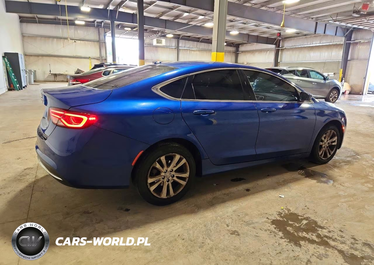 2015 Chrysler 200 Limited VIN:1C3CCCAB1FN594717 - 3
