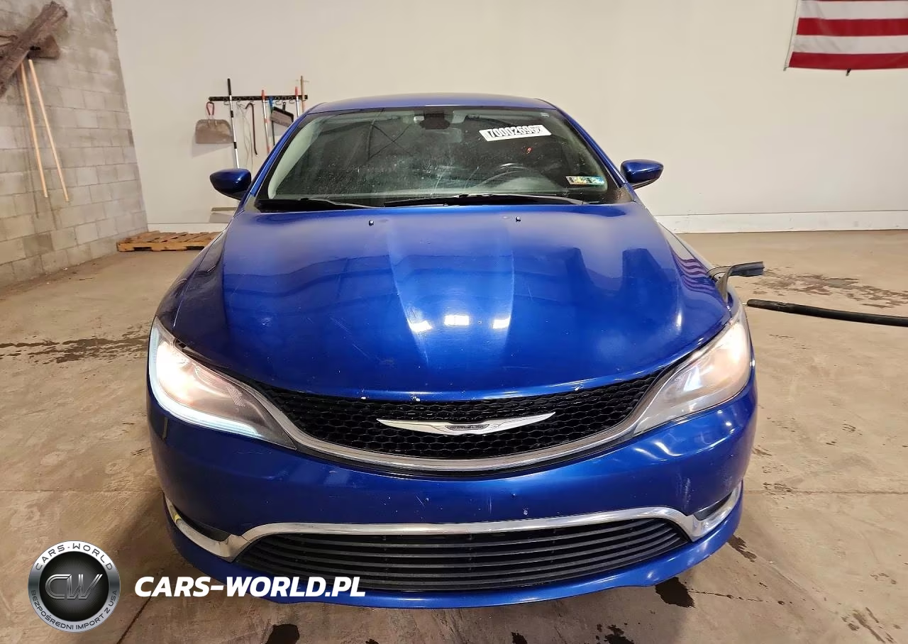 2015 Chrysler 200 Limited VIN:1C3CCCAB1FN594717 - 5