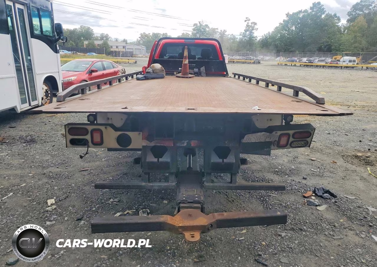 2016 Ford F550 Super Duty VIN:1FDUF5GY7GEB07404 - 6