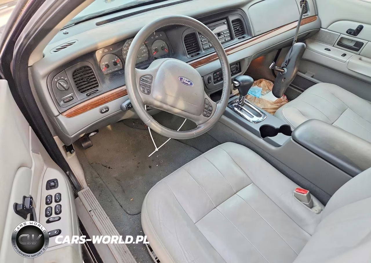 2004 Ford Crown Victoria Lx VIN:2FAHP74W44X180912 - 8