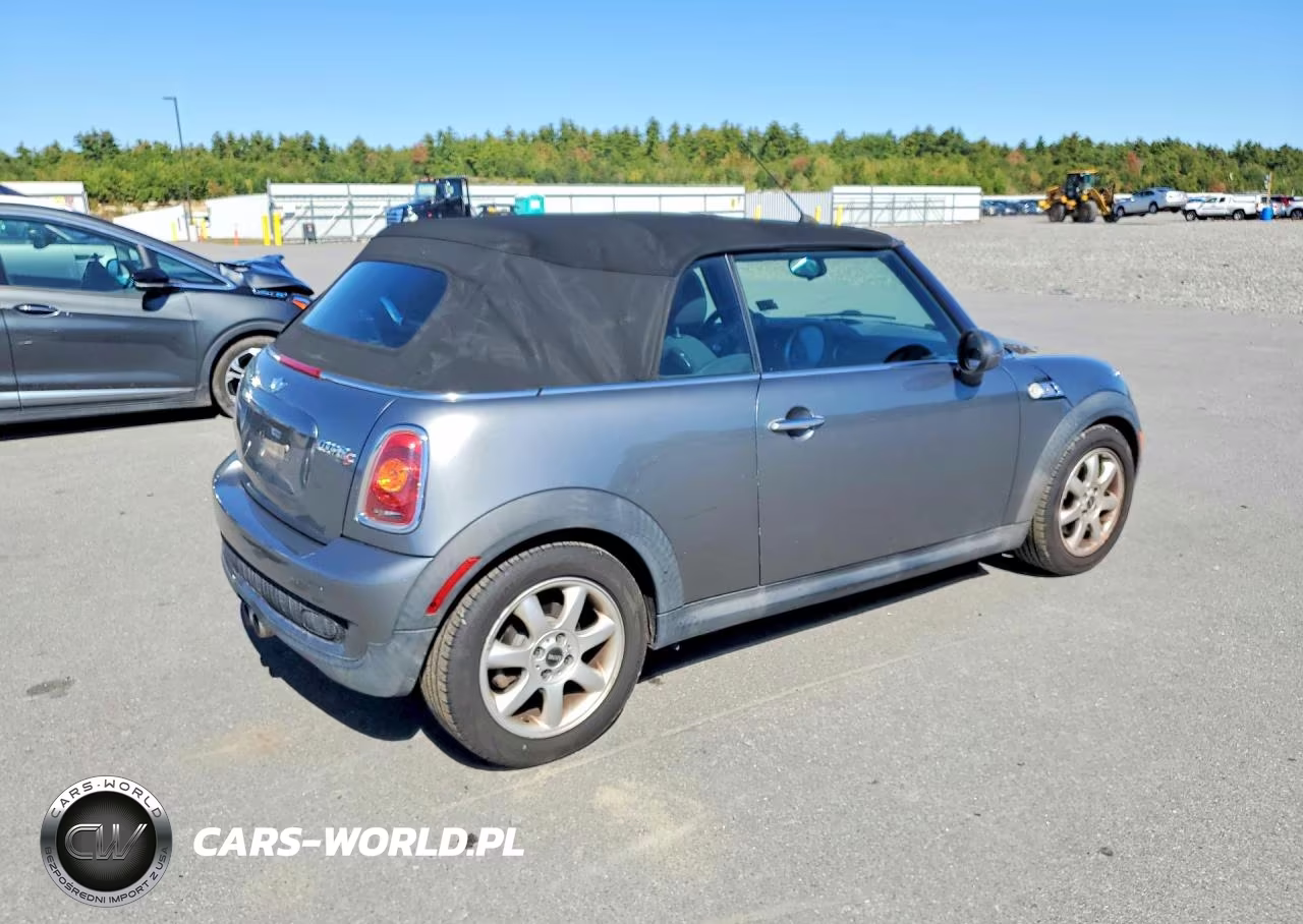 2010 Mini Cooper S VIN:WMWMS3C56ATY51740 - 3