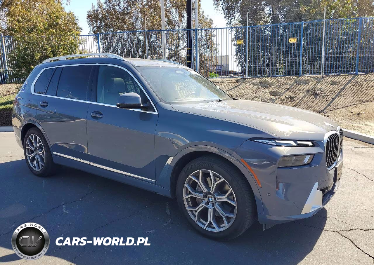 2025 BMW X7 xDrive40I VIN:5UX23EM03S9000532 - 4