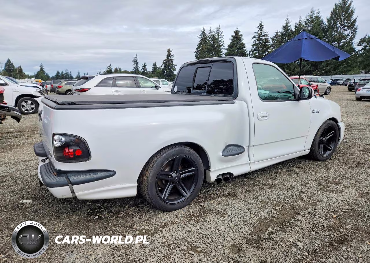 2003 Ford F150 Svt Lightning VIN:2FTRF07353CA82925 - 3