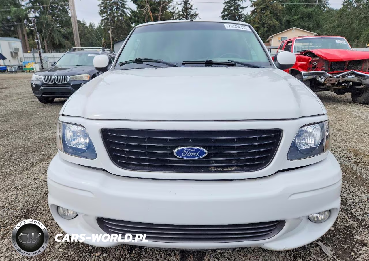 2003 Ford F150 Svt Lightning VIN:2FTRF07353CA82925 - 5