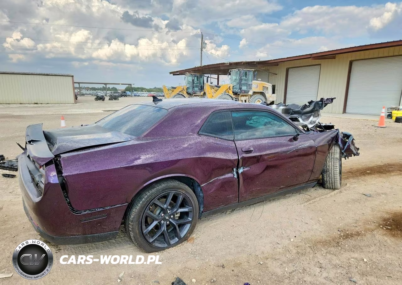 2021 Dodge Challenger R-T VIN:2C3CDZBT3MH586552 - 3