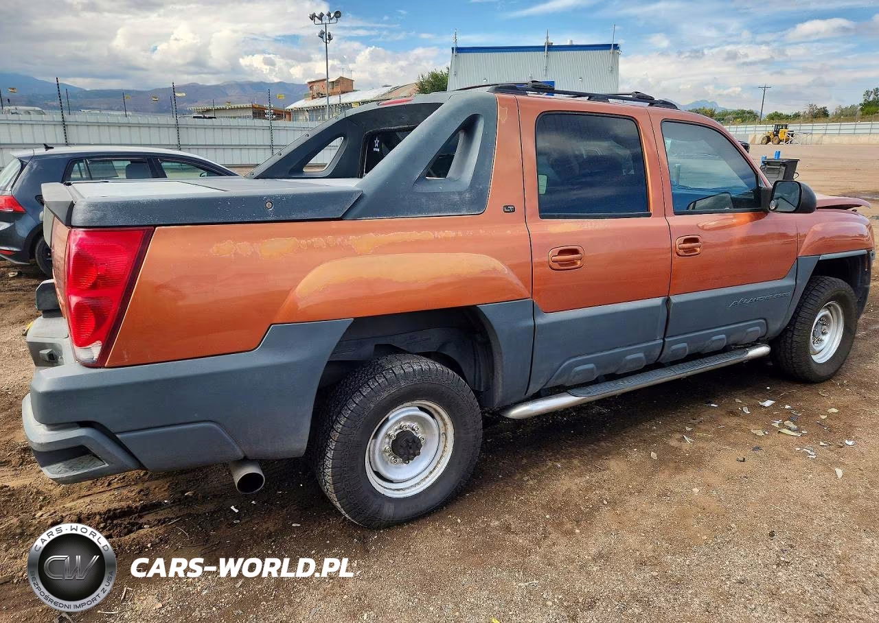 2005 Chevrolet Avalanche K2500 VIN:3GNGK22G35G236358 - 3