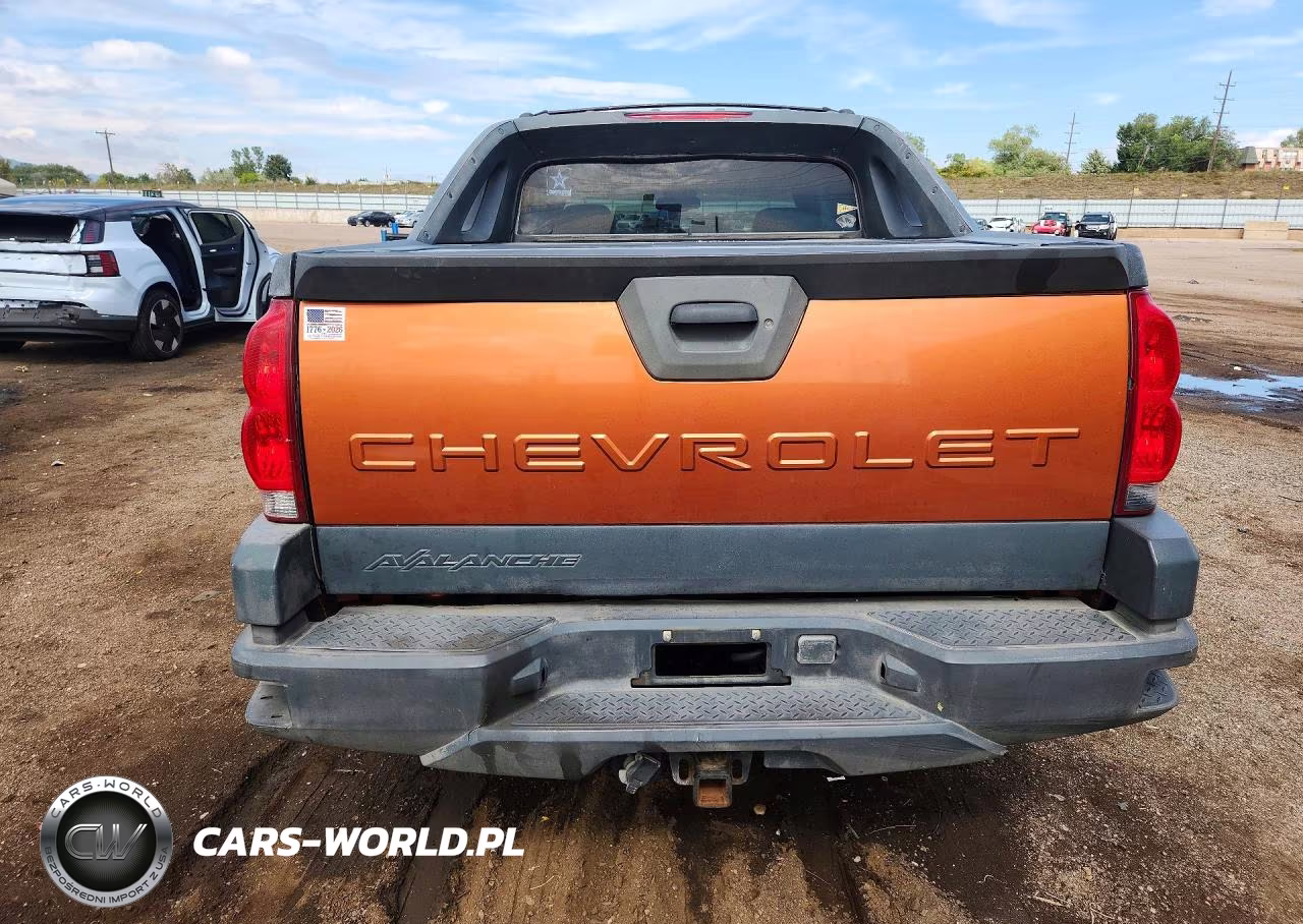 2005 Chevrolet Avalanche K2500 VIN:3GNGK22G35G236358 - 6