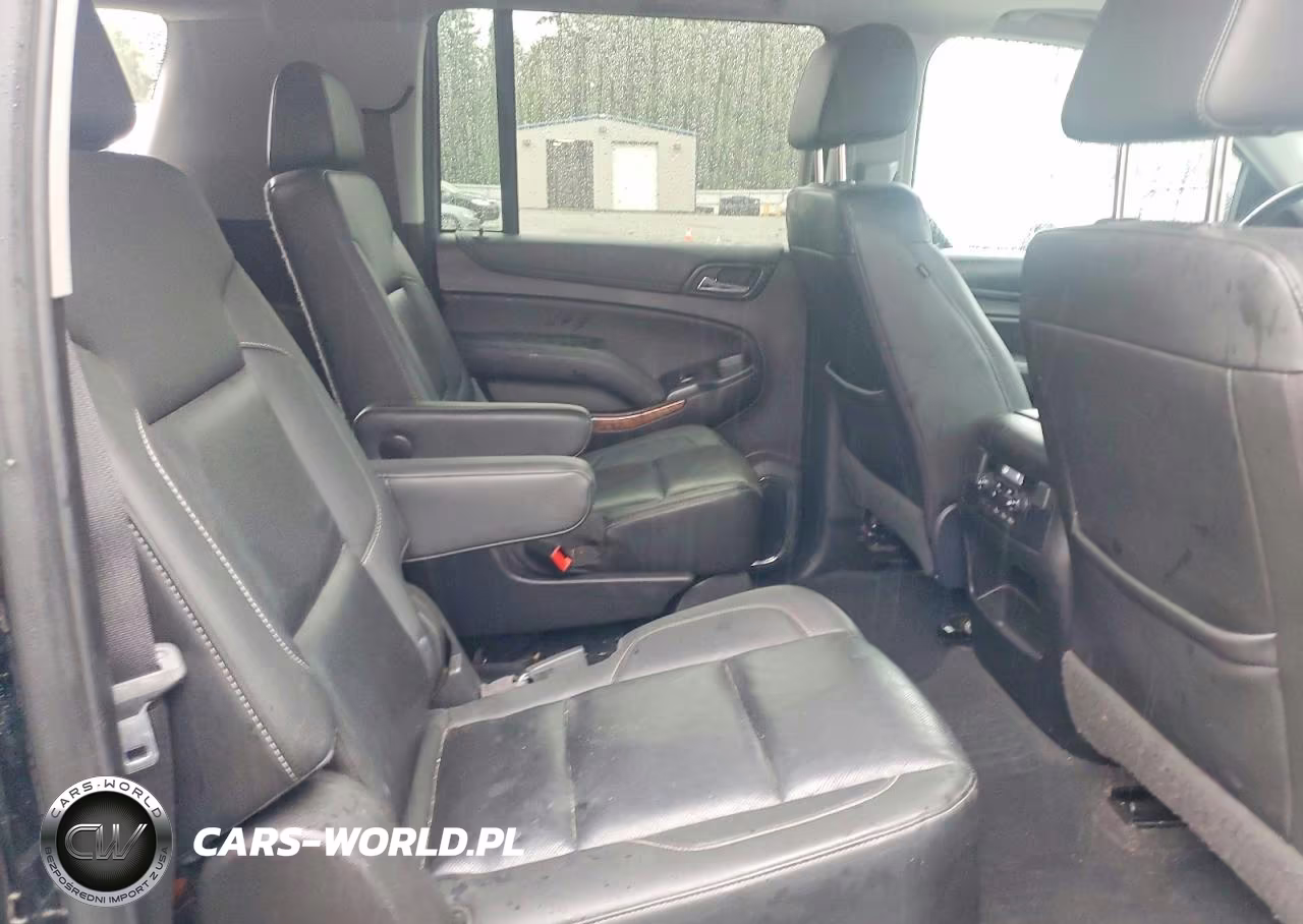 2019 Chevrolet Suburban K1500 Premier VIN:1GNSKJKJ9KR184844 - 11