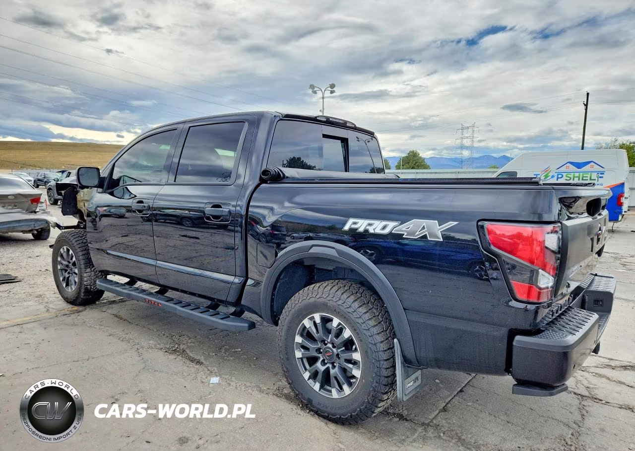 2021 Nissan Titan Pro-4X VIN:1N6AA1ED0MN525925 - 2