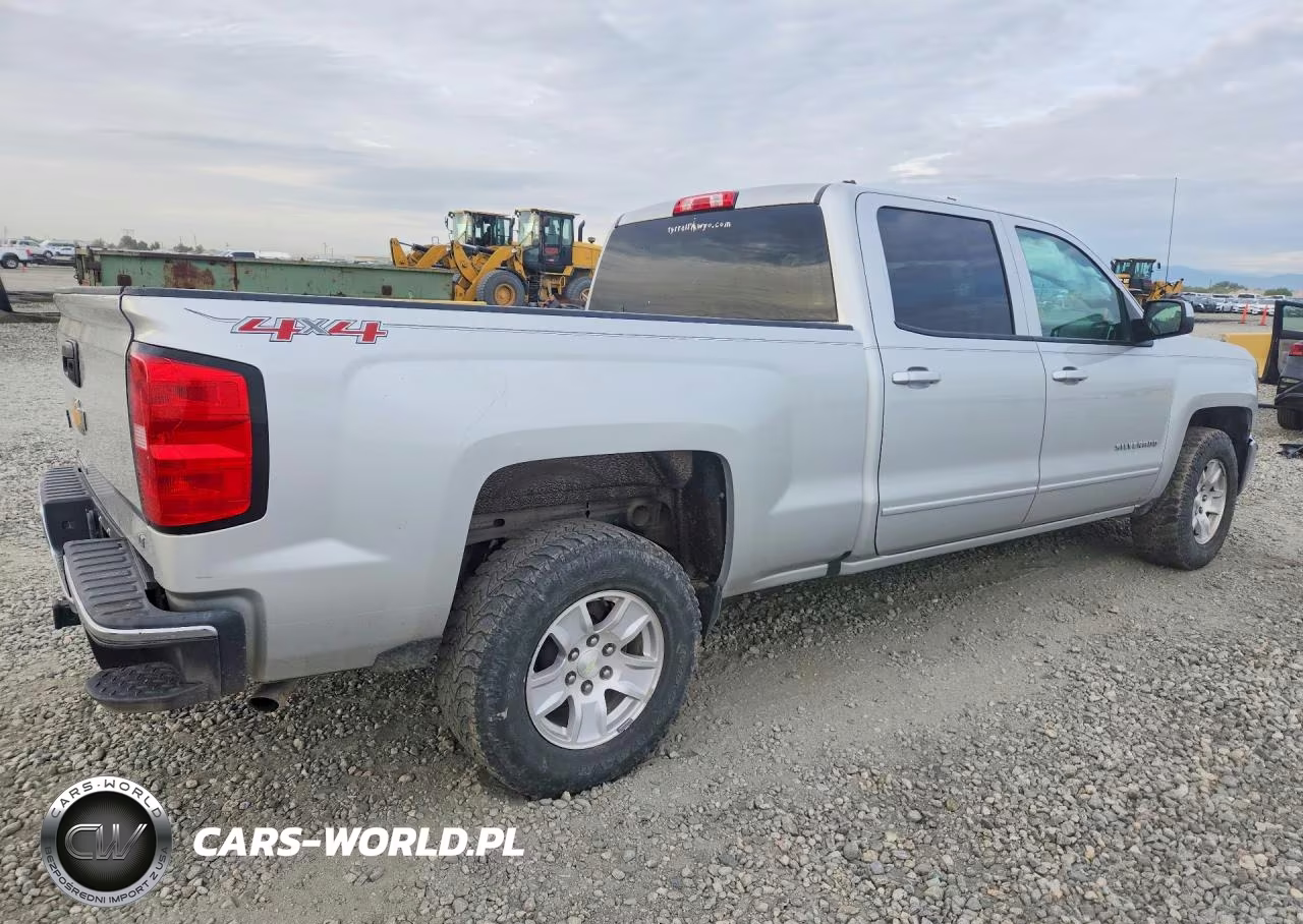 2017 Chevrolet Silverado K1500 Lt VIN:3GCUKREC1HG239969 - 3