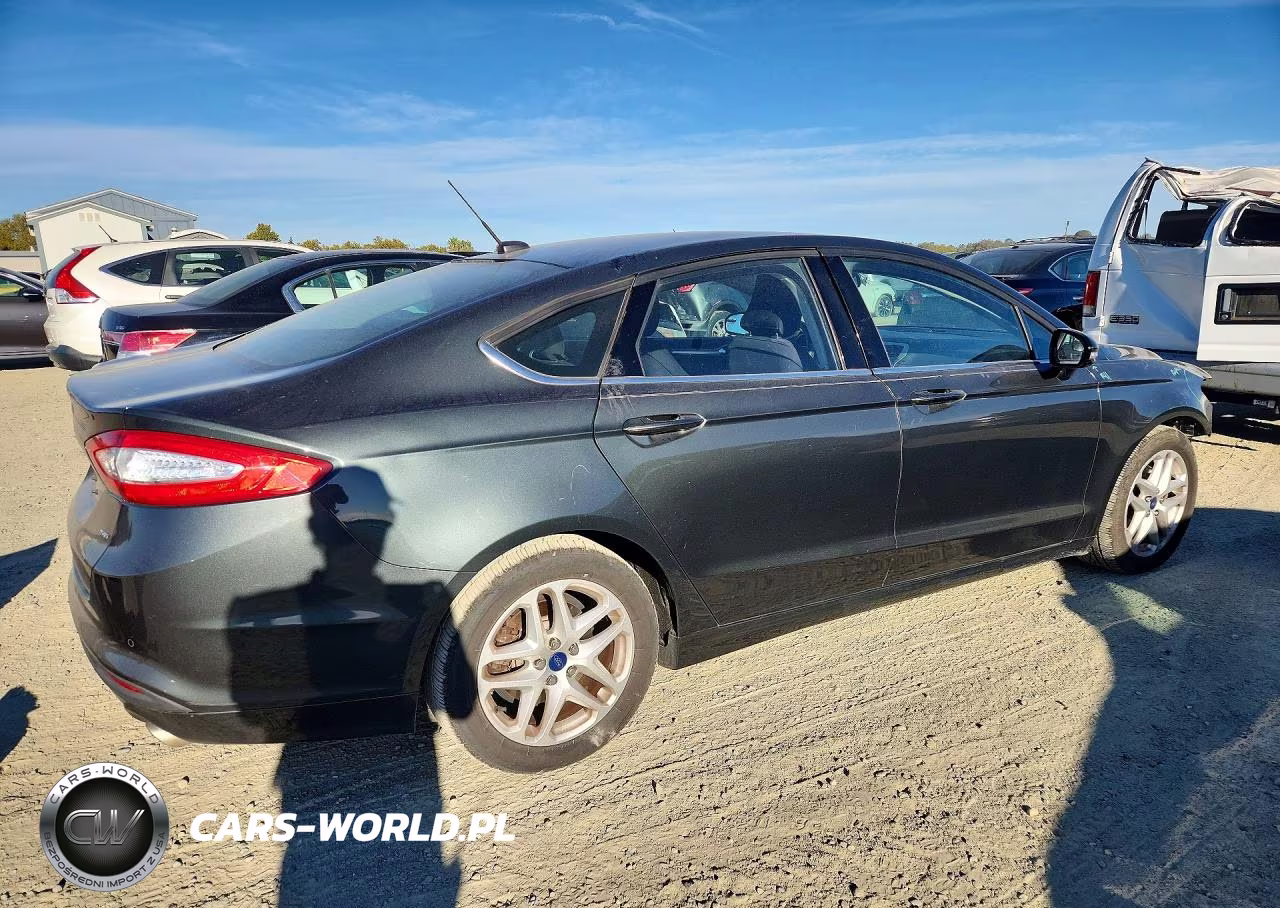 2015 Ford Fusion Se VIN:3FA6P0H77FR181281 - 3
