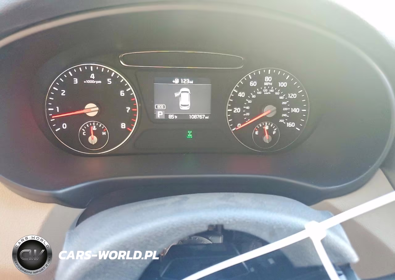 2019 Kia Sorento Lx V6 VIN:5XYPGDA51KG479179 - 9