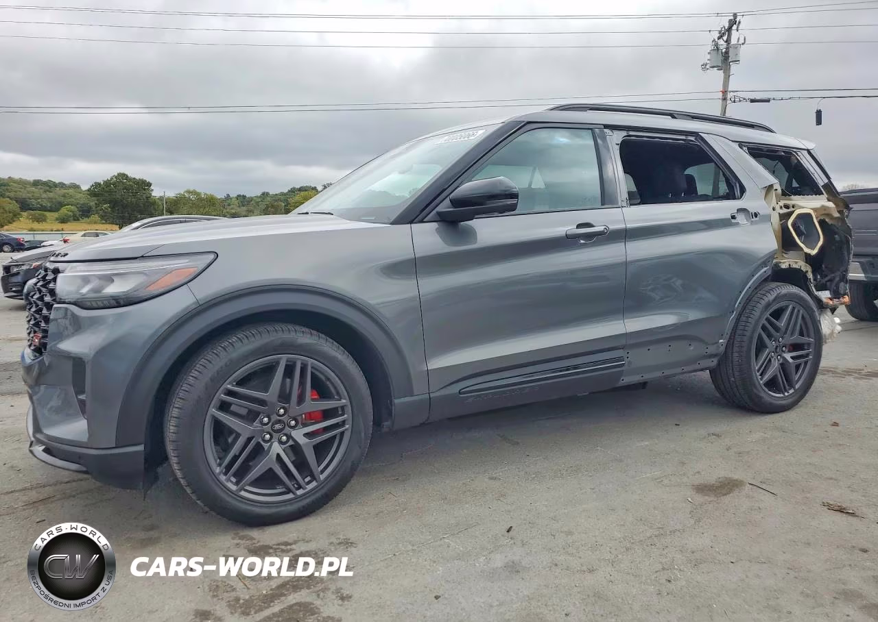 2025 Ford Explorer St