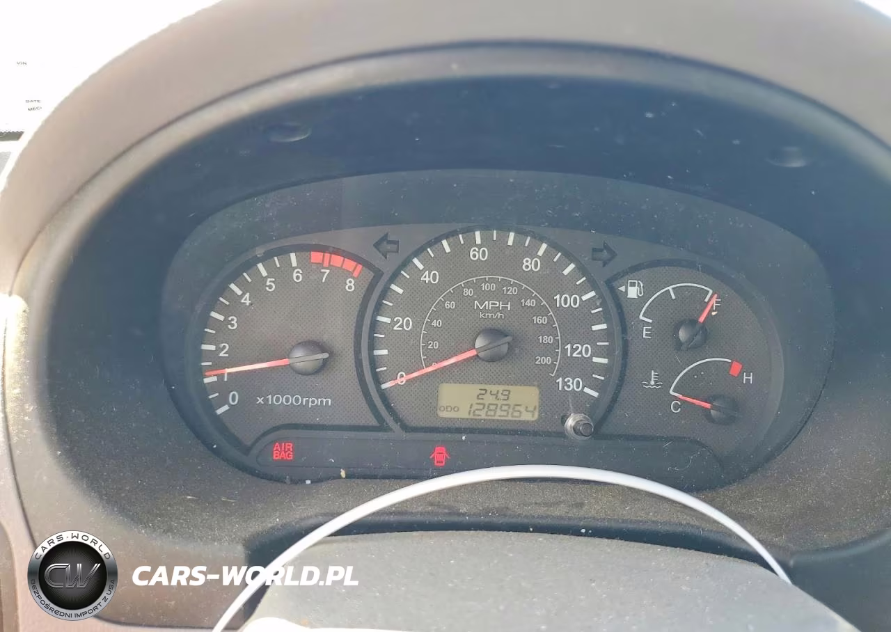 2005 Hyundai Accent Gls VIN:KMHCG45C75U647185 - 9