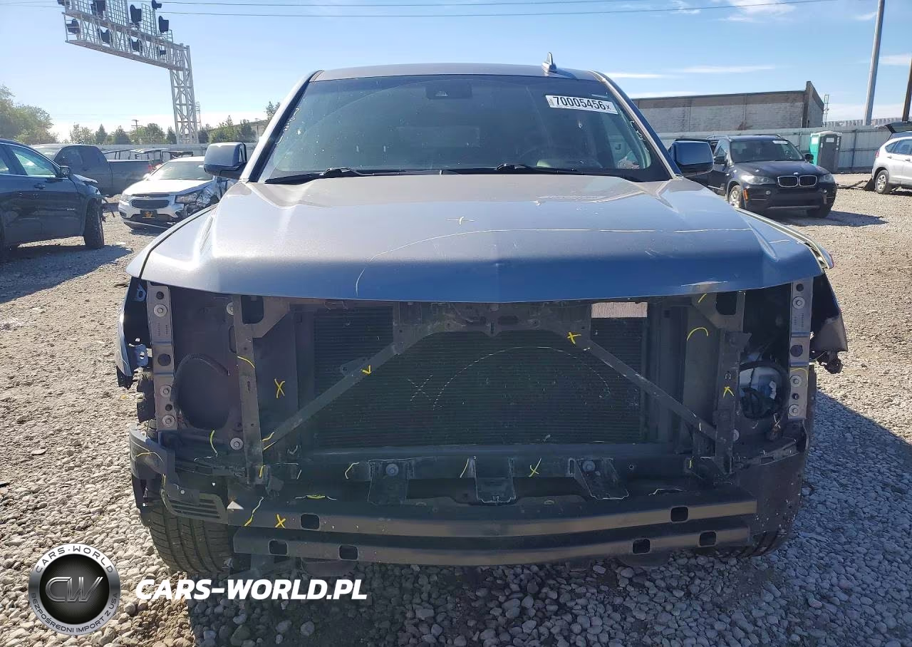 2018 Chevrolet Suburban K1500 Lt VIN:1GNSKHKC3JR340563 - 5