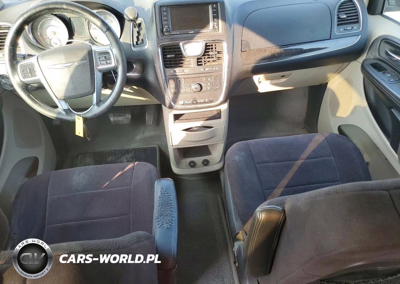 2011 Chrysler Town & Country Touring VIN:2A4RR5DG6BR645272 - 8