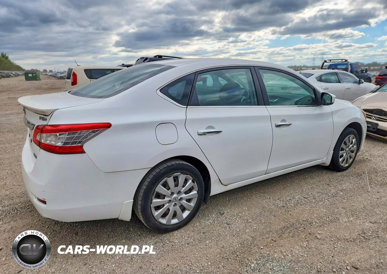2014 Nissan Sentra Fe+ S VIN:3N1AB7AP0EY304111 - 3
