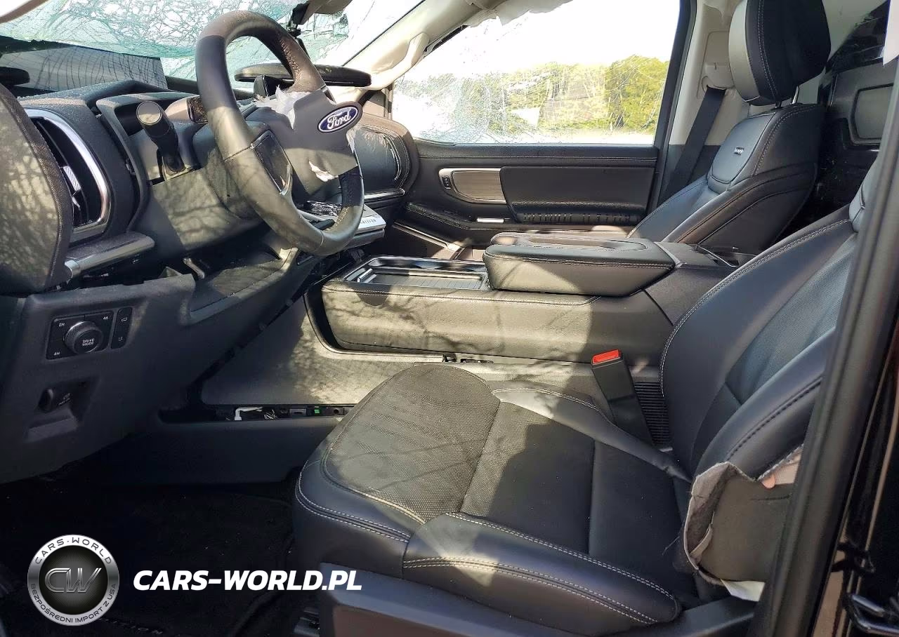 2027 Ford Expedition Max Platinum VIN:1FMJK1M83VEA17577 - 7
