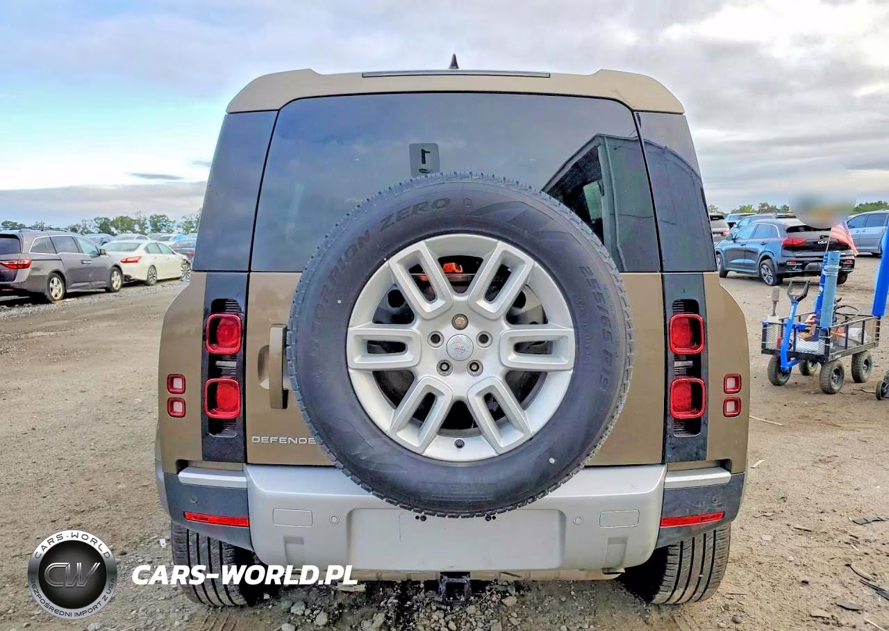 2025 Land Rover Defender 110 S VIN:SALEJ7EU0S2403211 - 6