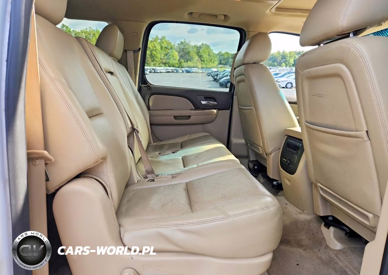 2013 Chevrolet Suburban K1500 Ltz VIN:1GNSKKE7XDR208576 - 11