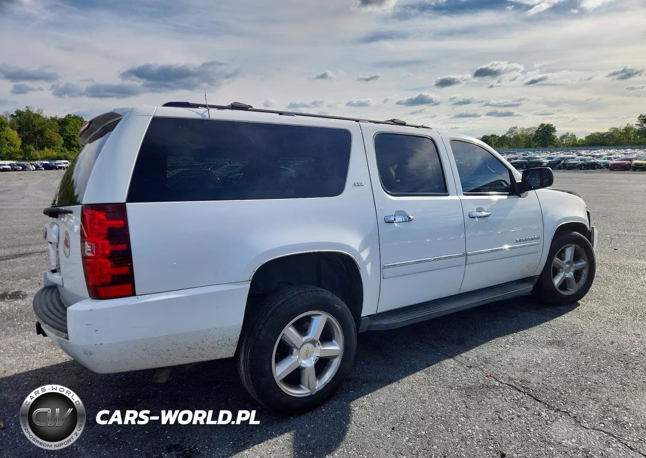 2013 Chevrolet Suburban K1500 Ltz VIN:1GNSKKE7XDR208576 - 3