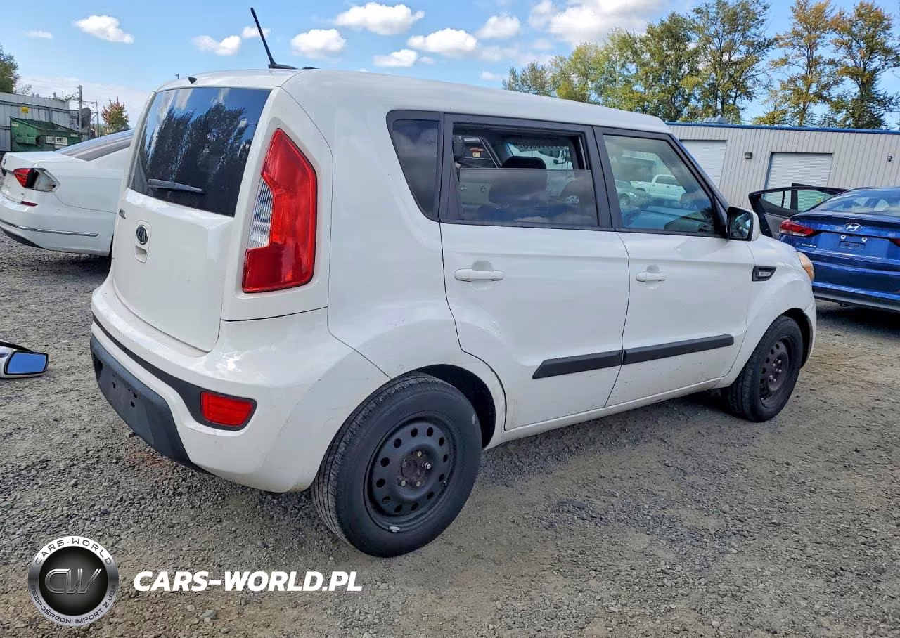 2012 Kia Soul Base VIN:KNDJT2A58C7356869 - 3