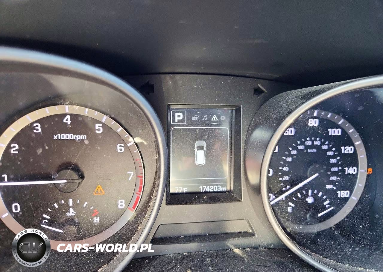 2018 Hyundai Santa Fe 2.4L VIN:5XYZT3LB7JG532161 - 9