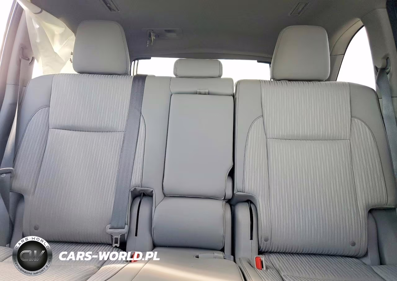 2015 Toyota Highlander Le Plus VIN:5TDBKRFH8FS191712 - 10