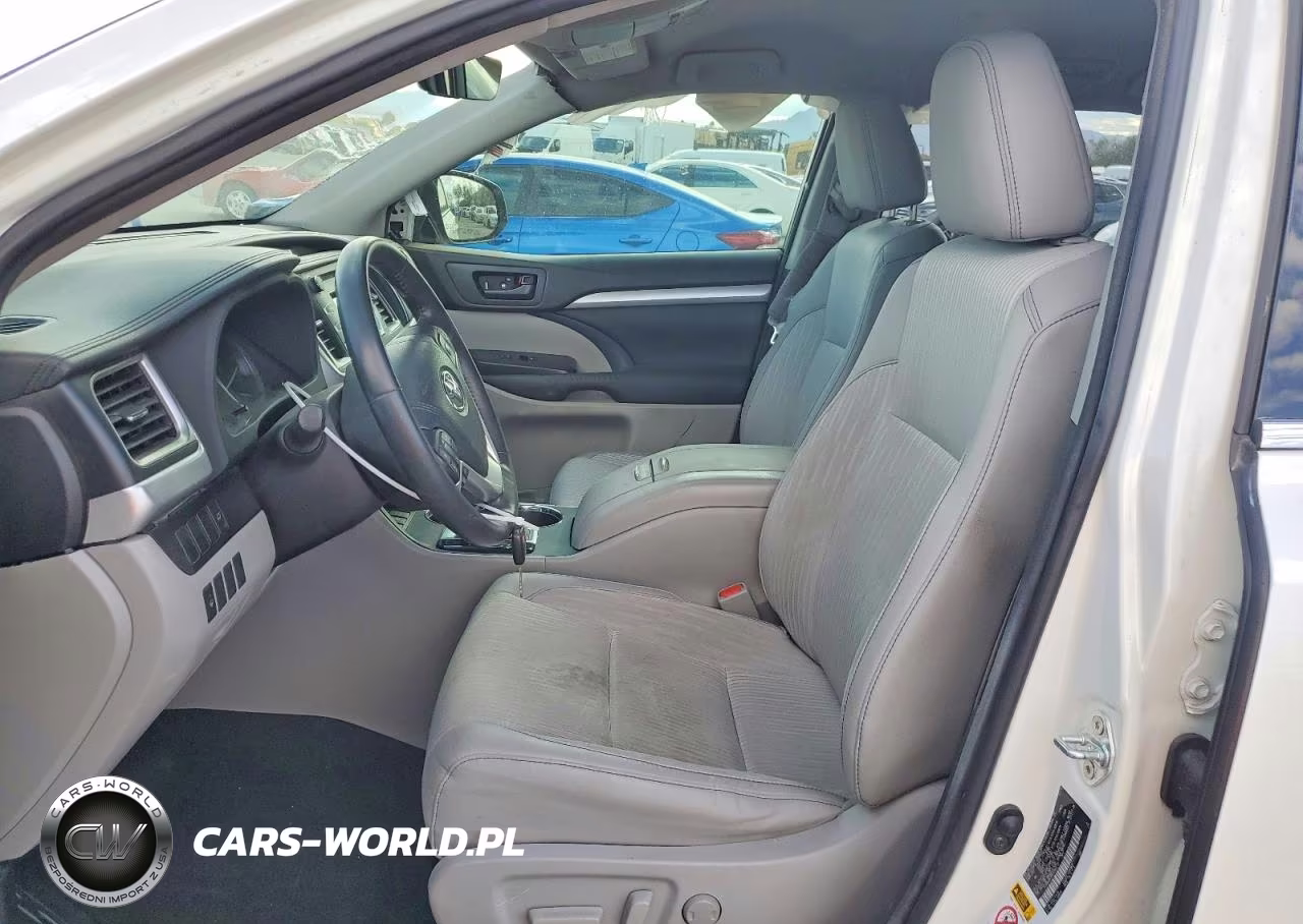 2015 Toyota Highlander Le Plus VIN:5TDBKRFH8FS191712 - 7