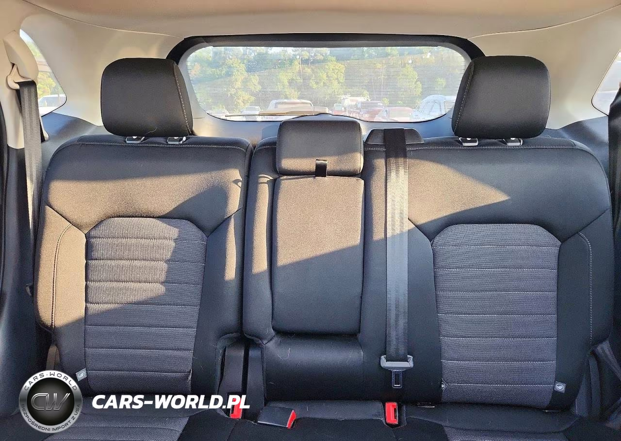 2017 Ford Edge Se VIN:2FMPK3G95HBC36342 - 10