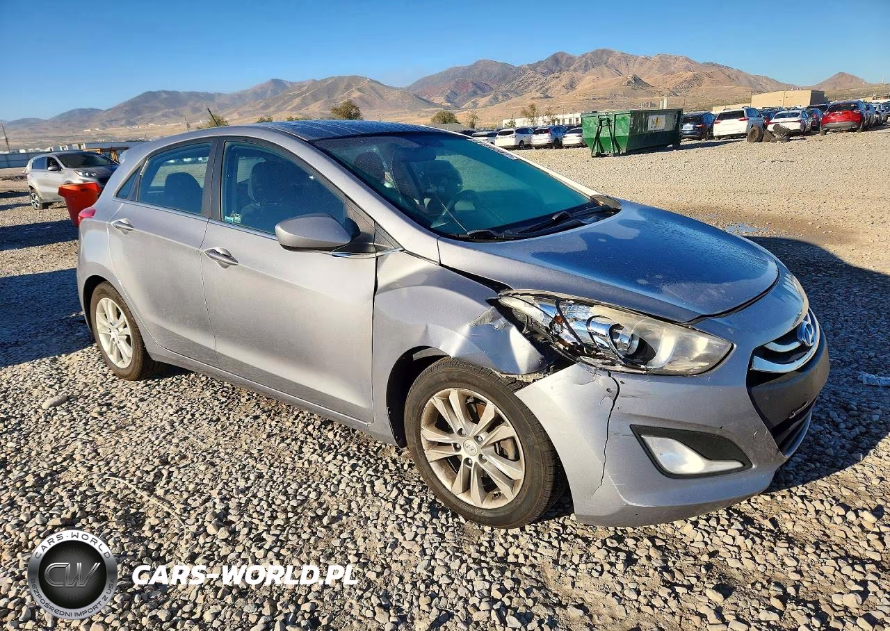 2015 Hyundai Elantra Gt Base VIN:KMHD35LHXFU238202 - 4