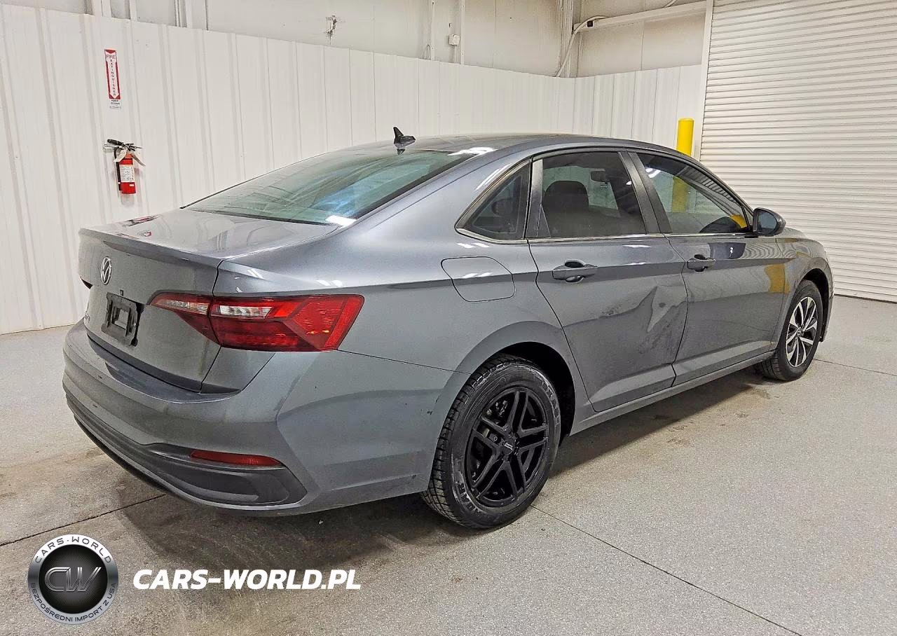 2023 Volkswagen Jetta S VIN:3VW5M7BU8PM021069 - 3