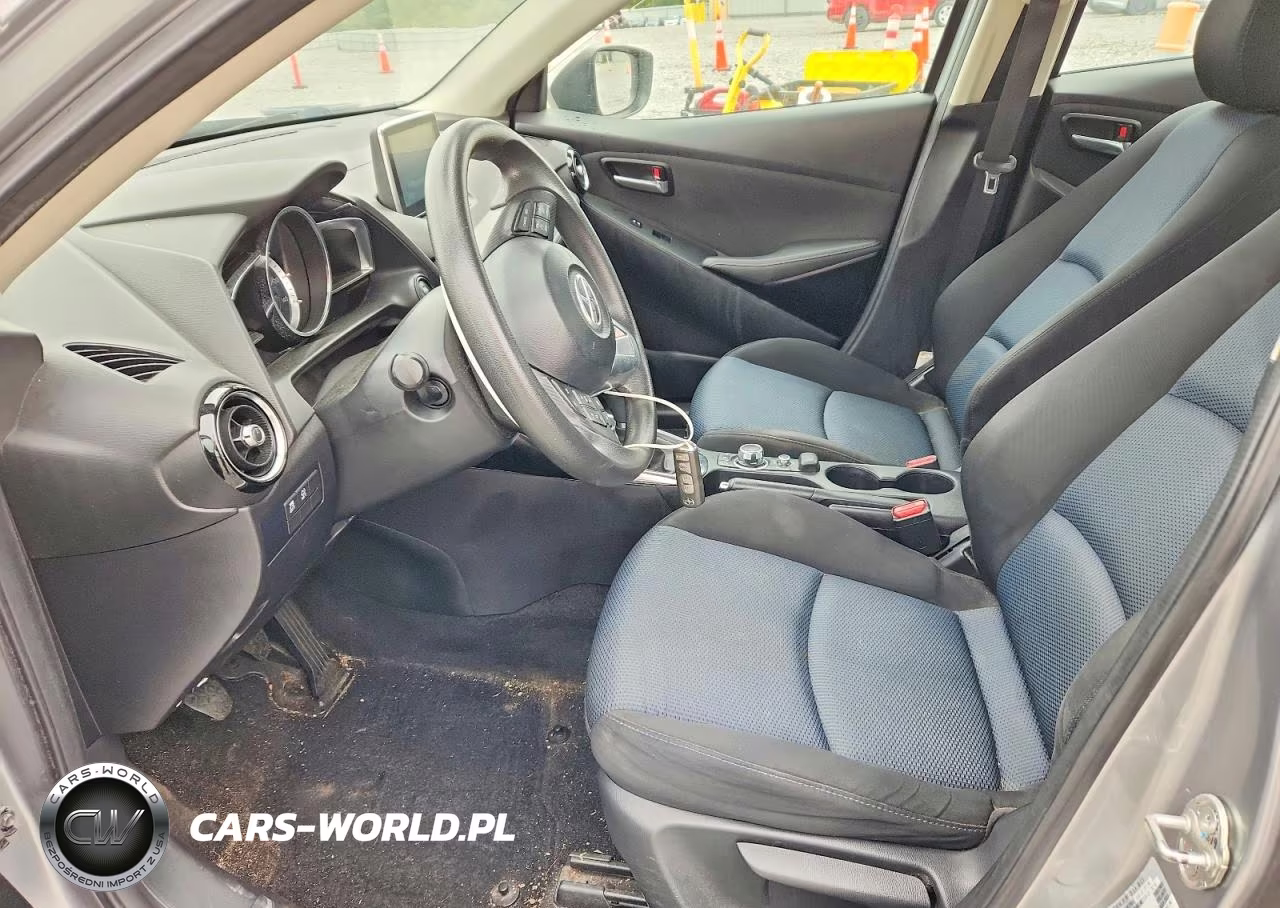 2016 Scion Ia Base VIN:3MYDLBZV9GY134820 - 7
