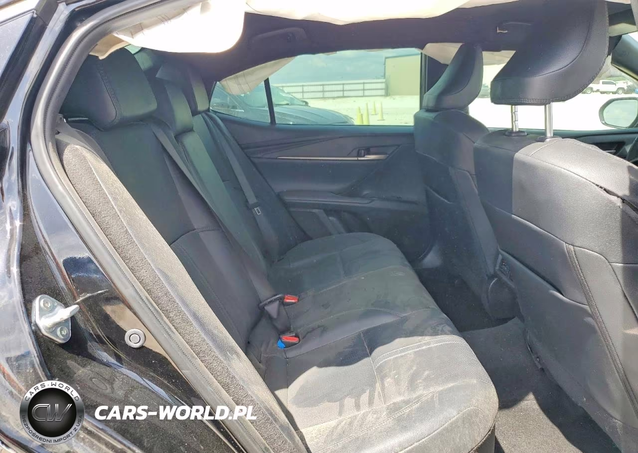 2025 Toyota Camry Xse VIN:4T1DAACKXSU023830 - 10
