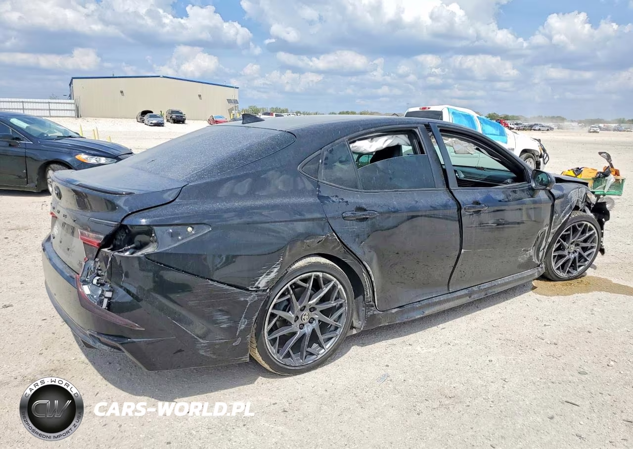 2025 Toyota Camry Xse VIN:4T1DAACKXSU023830 - 3