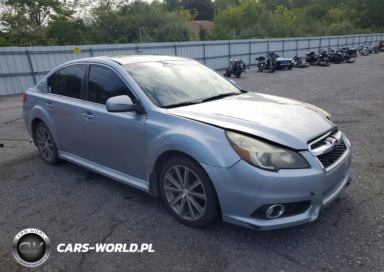 2013 Subaru Legacy 2.5I Premium VIN:4S3BMBG65D3031834 - 4