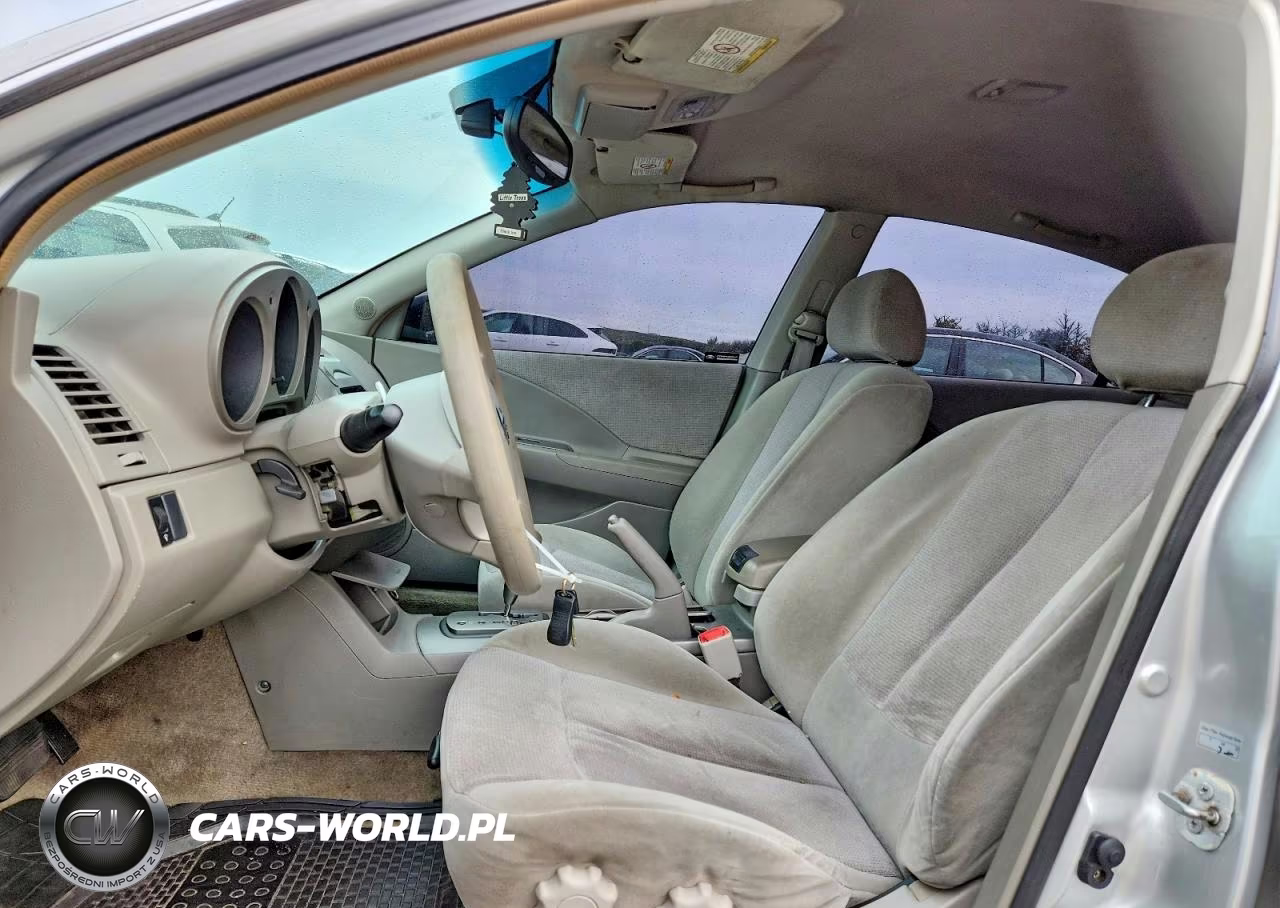 2002 Nissan Altima 2.5 VIN:1N4AL11DX2C177083 - 7