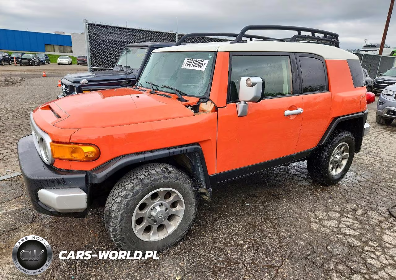 2013 Toyota Fj Cruiser Base VIN:JTEBU4BF8DK173468 - 1