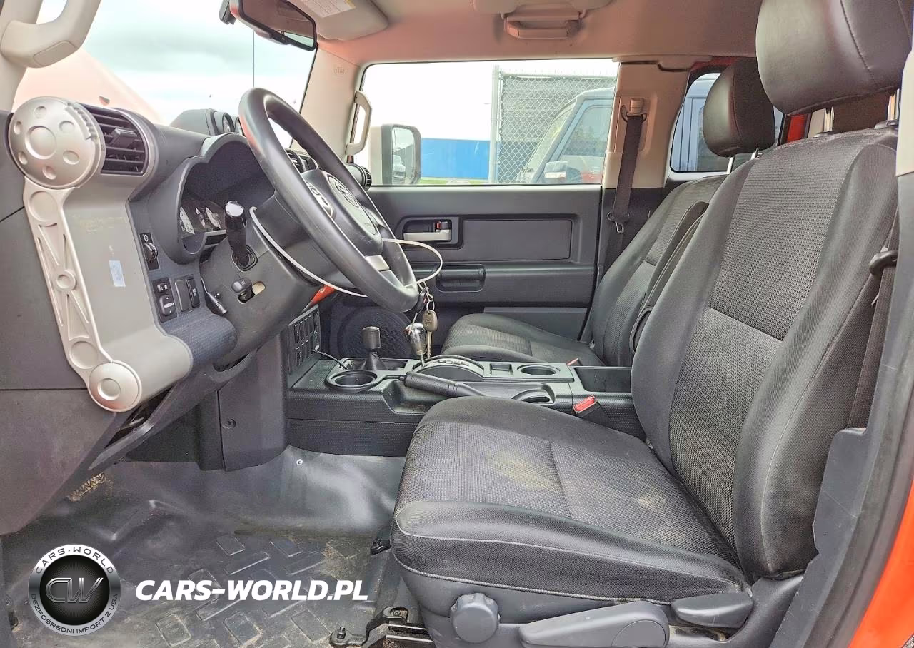 2013 Toyota Fj Cruiser Base VIN:JTEBU4BF8DK173468 - 7