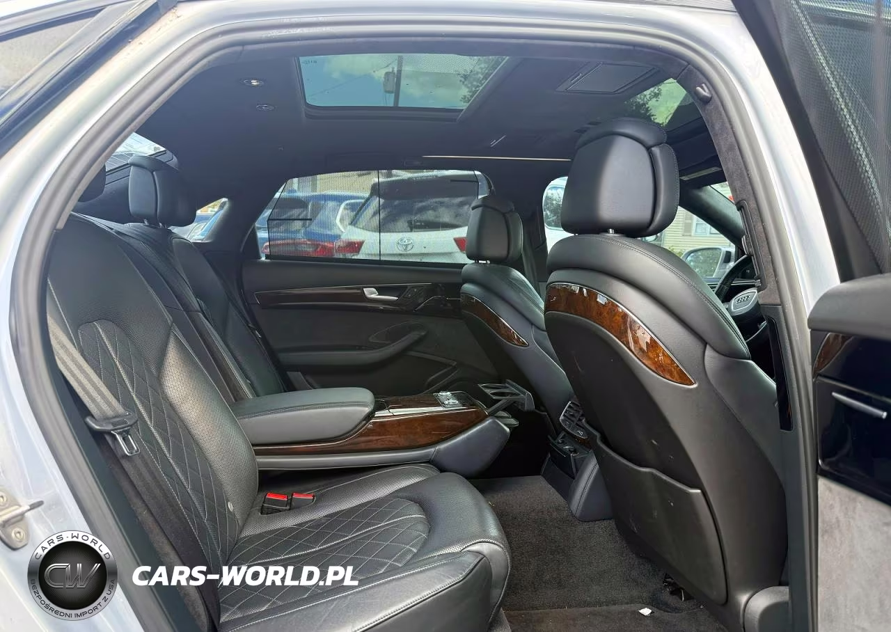 2016 Audi A8 L Quattro VIN:WAU43AFDXGN010201 - 6