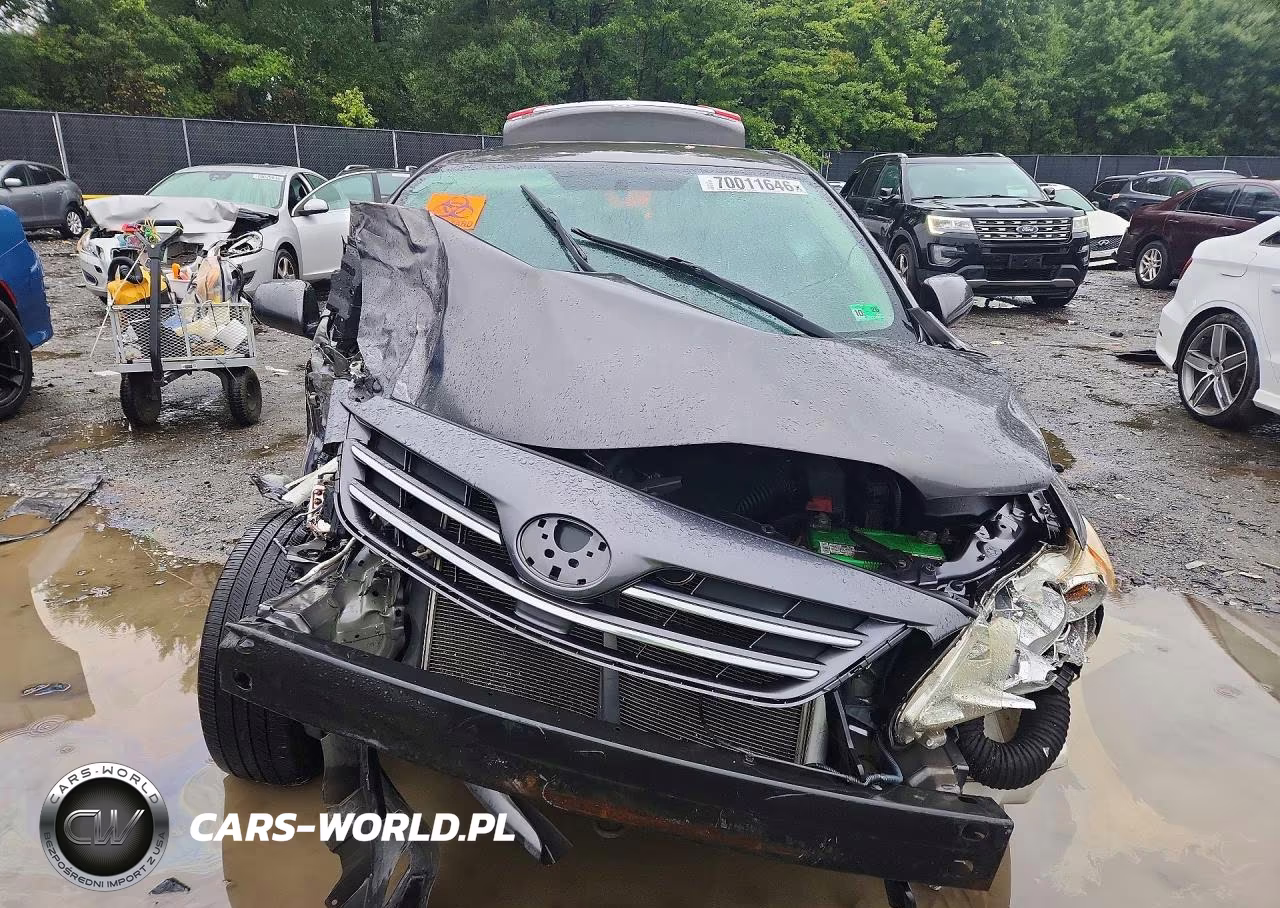 2013 Toyota Corolla Le VIN:JTDBU4EE4DJ120148 - 5