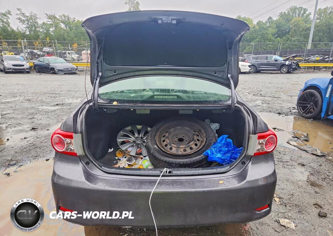 2013 Toyota Corolla Le VIN:JTDBU4EE4DJ120148 - 6