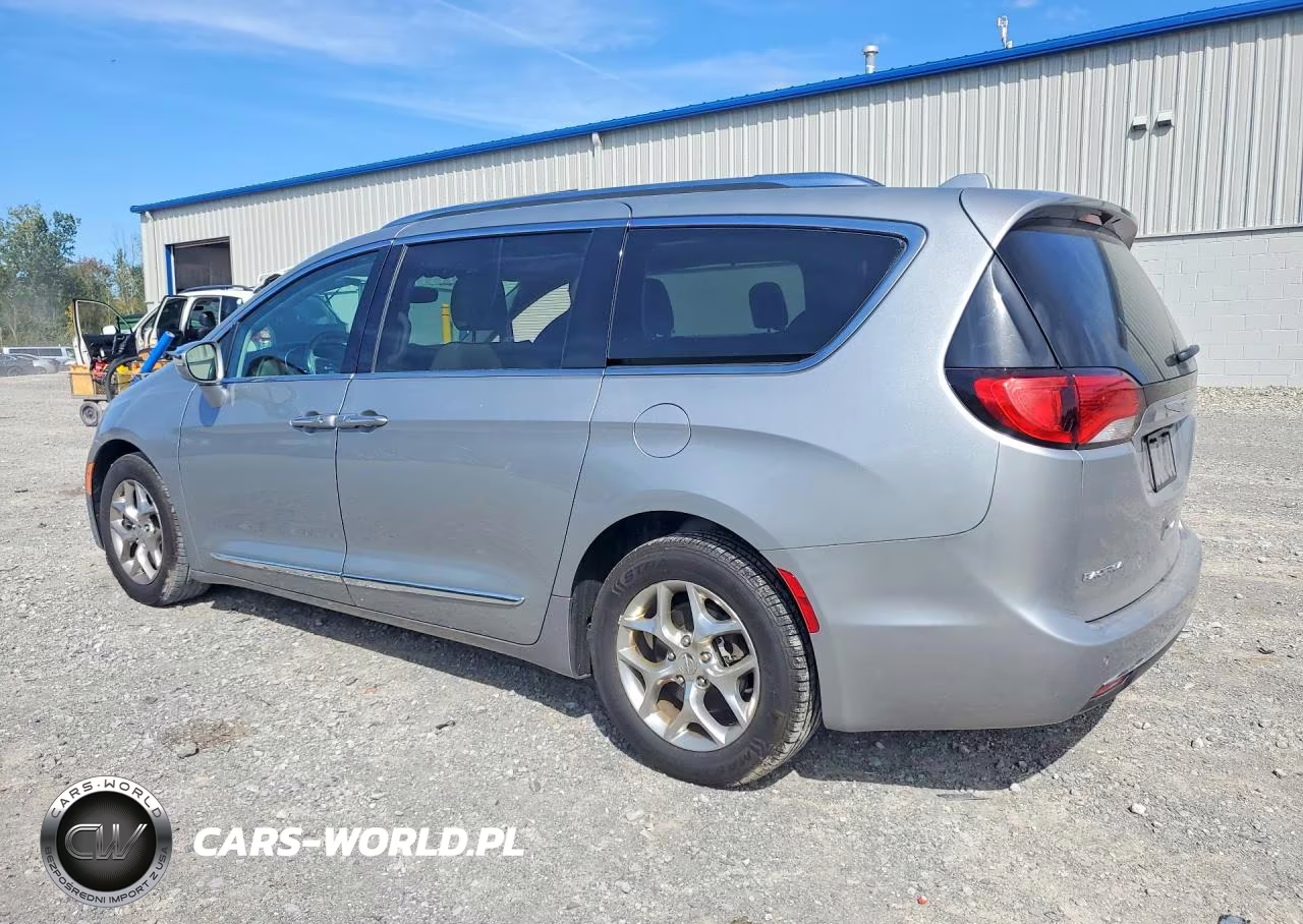 2019 Chrysler Pacifica Limited VIN:2C4RC1GG8KR552040 - 2