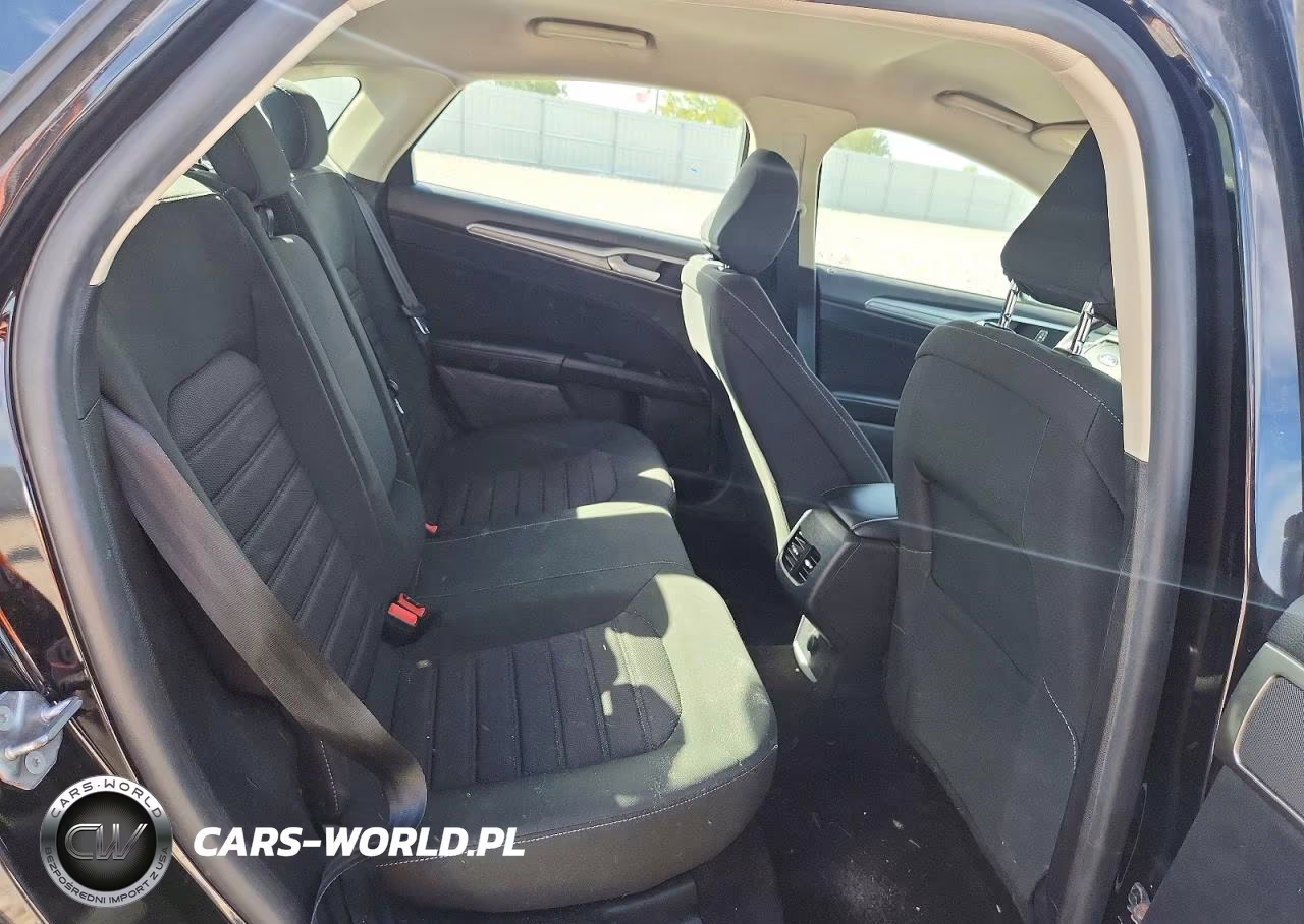 2020 Ford Fusion Se VIN:3FA6P0HDXLR147224 - 10
