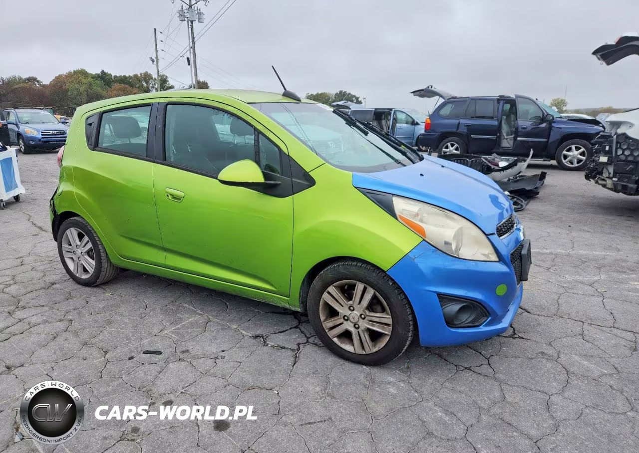2015 Chevrolet Spark Ls VIN:KL8CB6S93FC733083 - 4