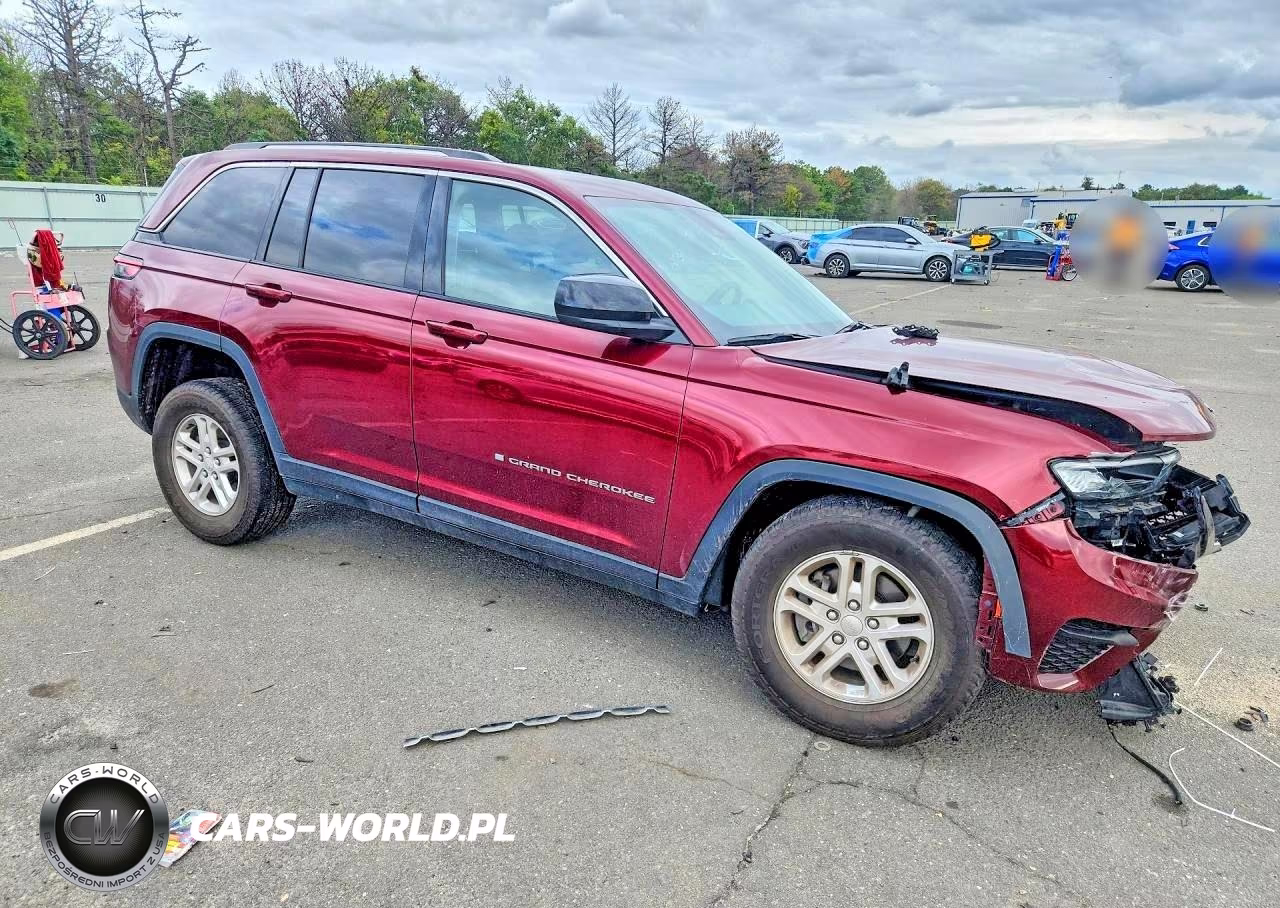 2023 Jeep Grand Cherokee Laredo VIN:1C4RJHAG3PC608876 - 4