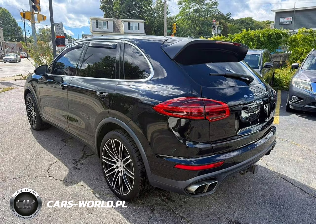2016 Porsche Cayenne Turbo VIN:WP1AC2A2XGLA88408 - 2